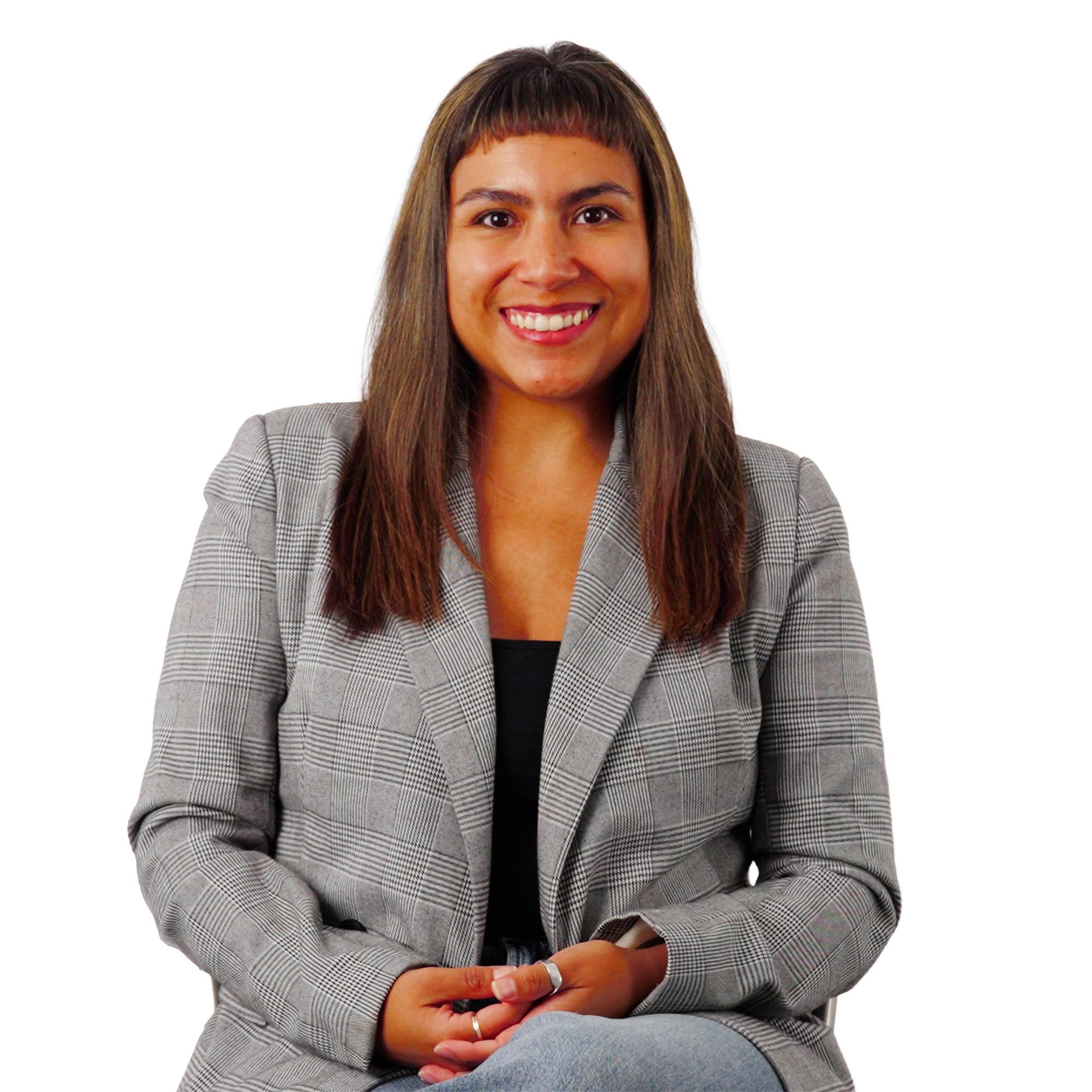 Headshot_Sara-Rueda_Standard_